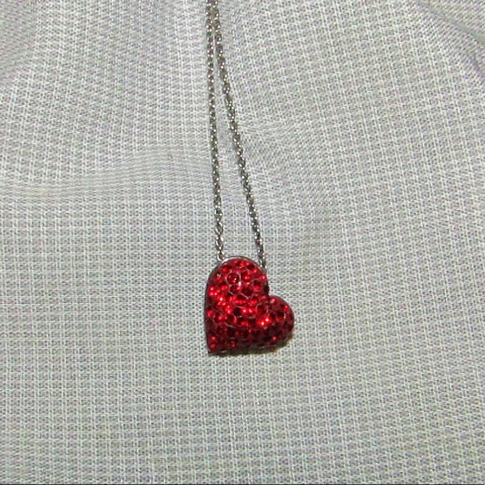 red heart necklace